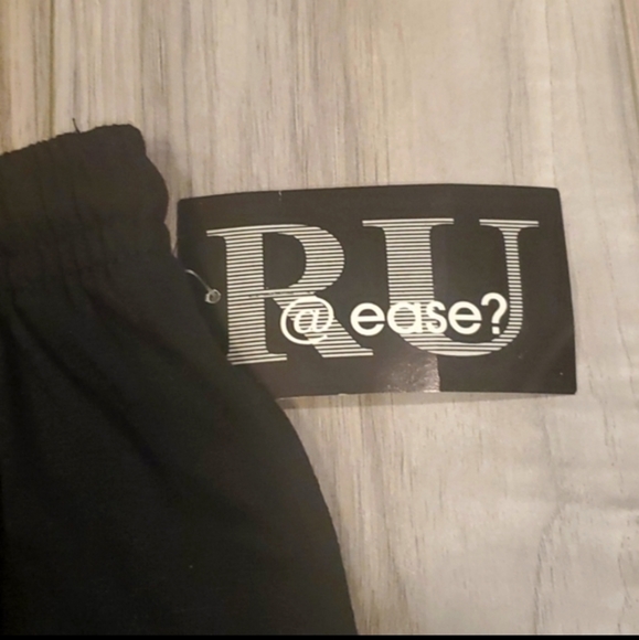 Black R U at Ease Athletic Shorts - Picture 4 of 6